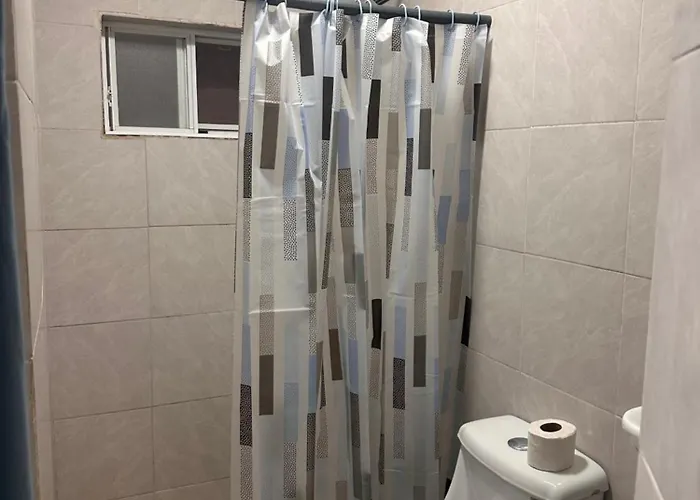 Pensión Cuartos Lupita *